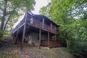 Er83 - Savage Loft - Your Close To The Action Cabin Getaway 2 Bedroom 