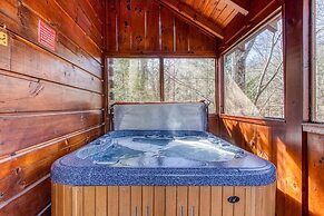 Er83 - Savage Loft - Your Close To The Action Cabin Getaway 2 Bedroom 