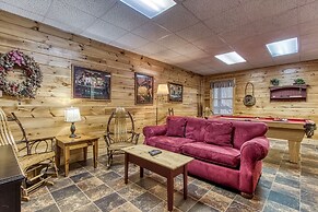 Er309- George's- Great Location- Close To Town 5 Bedroom Cabin by RedA
