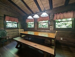 Er309- George's- Great Location- Close To Town 5 Bedroom Cabin by RedA