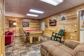 Er309- George's- Great Location- Close To Town 5 Bedroom Cabin by RedA