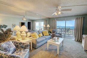446 El Matador 2 Bedroom Condo by RedAwning