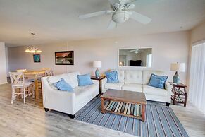 544 El Matador 1 Bedroom Condo by RedAwning