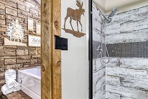 Er26 - Sasquatch Inn - Great Location! Close To Town Resort Pool! 2 Be