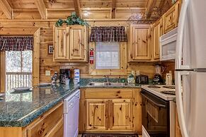 Er259- Country Charm Great Location, Close To Town 2 Bedroom Cabin by 