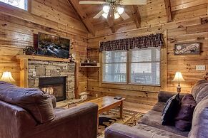 Er259- Country Charm Great Location, Close To Town 2 Bedroom Cabin by 