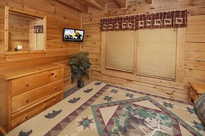 Er302 - Best Of Times Great Location-close To Town 2 Bedroom Cabin by 