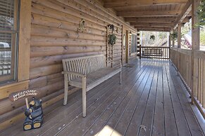 Er302 - Best Of Times Great Location-close To Town 2 Bedroom Cabin by 