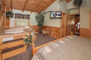 Er302 - Best Of Times Great Location-close To Town 2 Bedroom Cabin by 