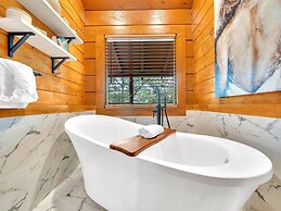 Er76 - Bear Tracks - Great Location! Close To All The Action! 2 Bedroo