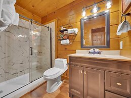 Er76 - Bear Tracks - Great Location! Close To All The Action! 2 Bedroo