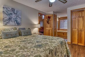 Er46 - Cherith Brook - Great Location. Just Across From Swimming Pool!