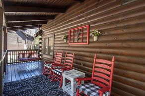 Er257-mountain Charm Great Location-close To Town 3 Bedroom Cabin