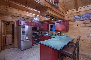 Er257-mountain Charm Great Location-close To Town 3 Bedroom Cabin