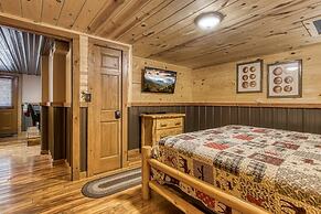 Er45 - Tin Pan Alley - Great Location. Just Across From Swimming Pool!