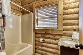 Er45 - Tin Pan Alley - Great Location. Just Across From Swimming Pool!