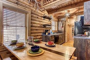 Er45 - Tin Pan Alley - Great Location. Just Across From Swimming Pool!