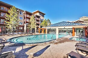 3701a Westgate 1 Bedroom Condo by RedAwning