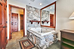 3701a Westgate 1 Bedroom Condo by RedAwning