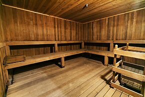 3701a Westgate 1 Bedroom Condo by RedAwning