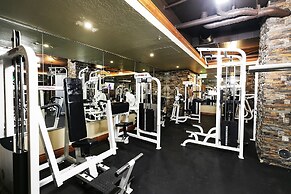 3701a Westgate 1 Bedroom Condo by RedAwning