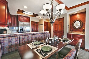 3701a Westgate 1 Bedroom Condo by RedAwning