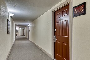 Owl See You 3205 - Close To Dollywood And Overlooking Gatlinburg Golf 