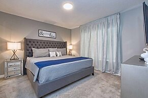 LeReve - 4 Bedrooms w Splashppol- 1205LR 4 Townhouse by RedAwning