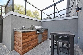 LeReve - 4 Bedrooms w Splashppol- 1205LR 4 Townhouse by RedAwning