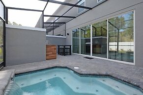 LeReve - 4 Bedrooms w Splashppol- 1205LR 4 Townhouse by RedAwning