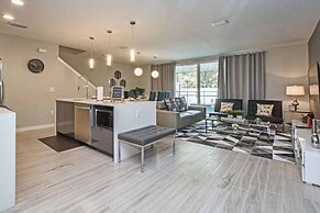 LeReve - 4 Bedrooms w Splashppol- 1205LR 4 Townhouse by RedAwning