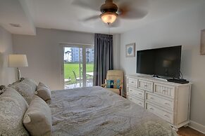 115 El Matador 1 Bedroom Condo by RedAwning