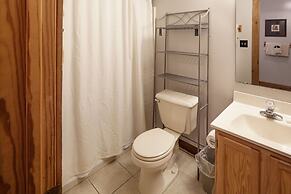 Er31 - Grandma And Granpaws Place - Great Location - Close To Parkway 