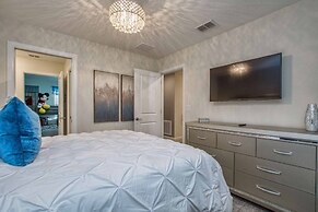 Storey Lake-6 Bedroom Pool Home - 1680STR 6 Home by RedAwning