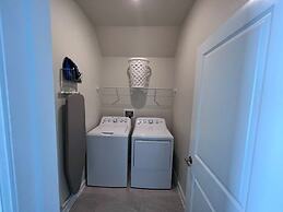 Storey Lake-6 Bedroom Pool Home - 1680STR 6 Home by RedAwning