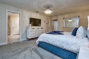 Storey Lake-6 Bedroom Pool Home - 1680STR 6 Home by RedAwning