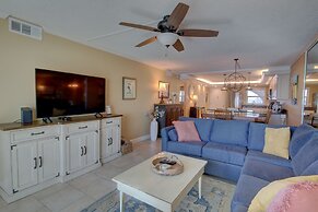 466 El Matador 2 Bedroom Condo by RedAwning