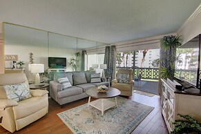 225 El Matador 1 Bedroom Condo by RedAwning