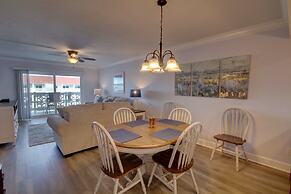 461 El Matador 2 Bedroom Condo by RedAwning