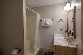 Er100 - Making Memories Great Location - Close To Town! 4 Bedroom Cabi