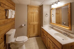 Er100 - Making Memories Great Location - Close To Town! 4 Bedroom Cabi