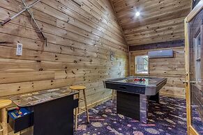 Er3 - Best Of Both Worlds -great Location-close To Town 4 Bedroom Cabi