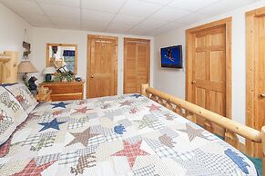 Er65 - Eagles Point - Great Location. Close To All The Action! 2 Bedro