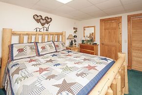 Er65 - Eagles Point - Great Location. Close To All The Action! 2 Bedro