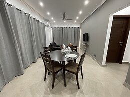 B Holiday Apartments