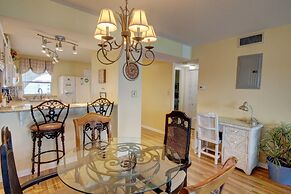 563 El Matador 2 Bedroom Condo by RedAwning