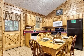 Er204 - Dream Catcher Great Location! - Close To Town! 2 Bedroom Cabin
