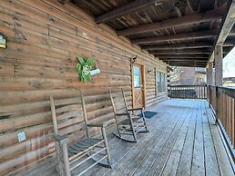 Er204 - Dream Catcher Great Location! - Close To Town! 2 Bedroom Cabin