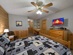 Er204 - Dream Catcher Great Location! - Close To Town! 2 Bedroom Cabin