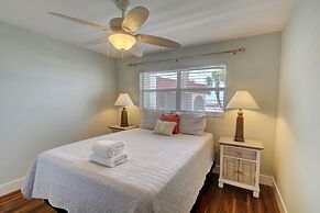 422 El Matador 2 Bedroom Condo by RedAwning